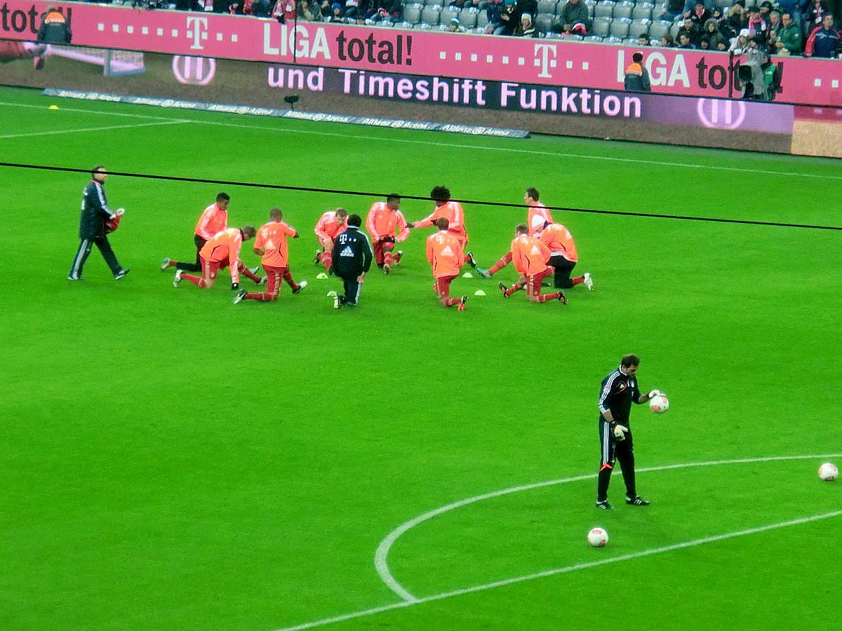 BUNDESLIGA: FC BAYERN MÜNCHEN - BAYER 04 LEVERKUSEN