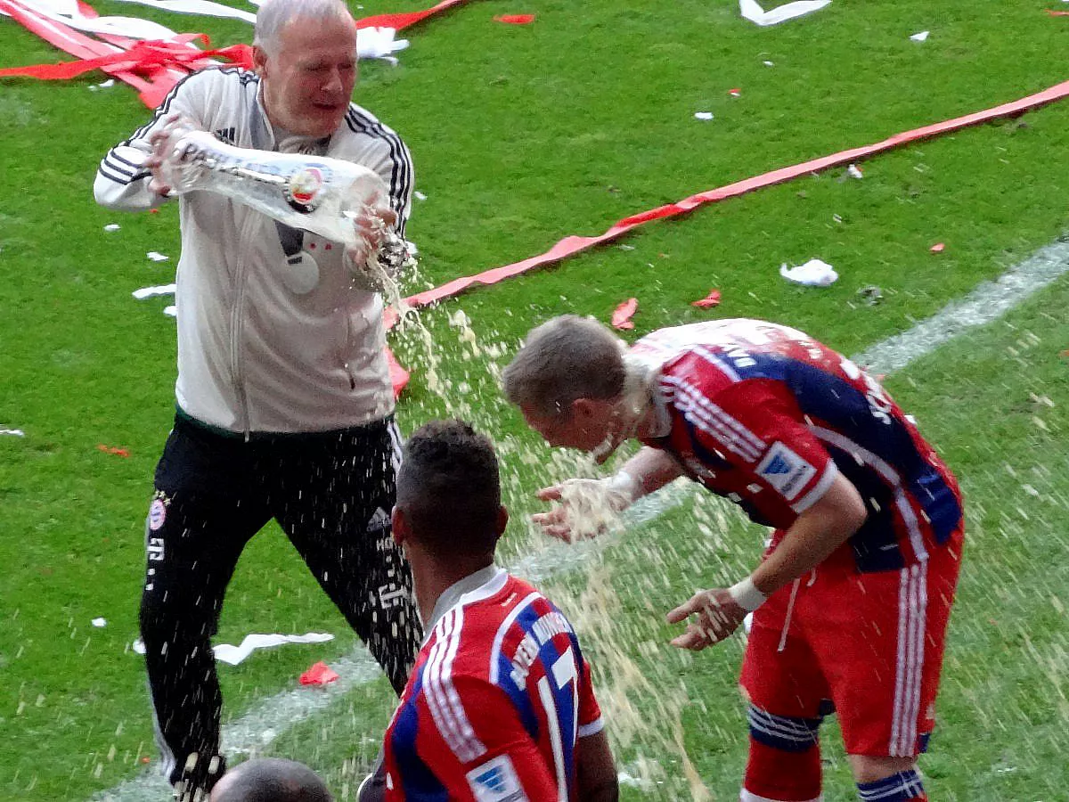 BUNDESLIGA: FC BAYERN MÜNCHEN - VFB STUTTGART