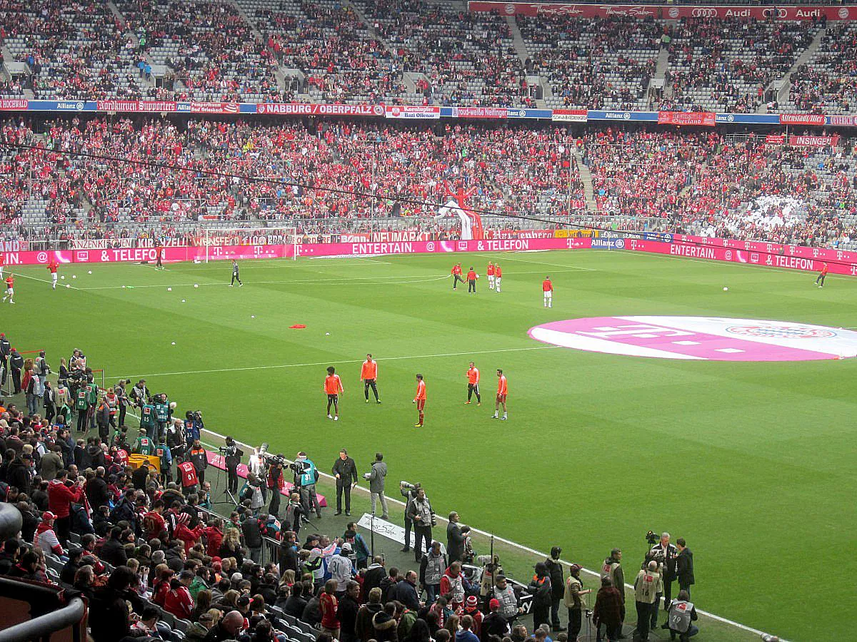 BUNDESLIGA: FC BAYERN MÜNCHEN - FORTUNA DÜSSELDORF