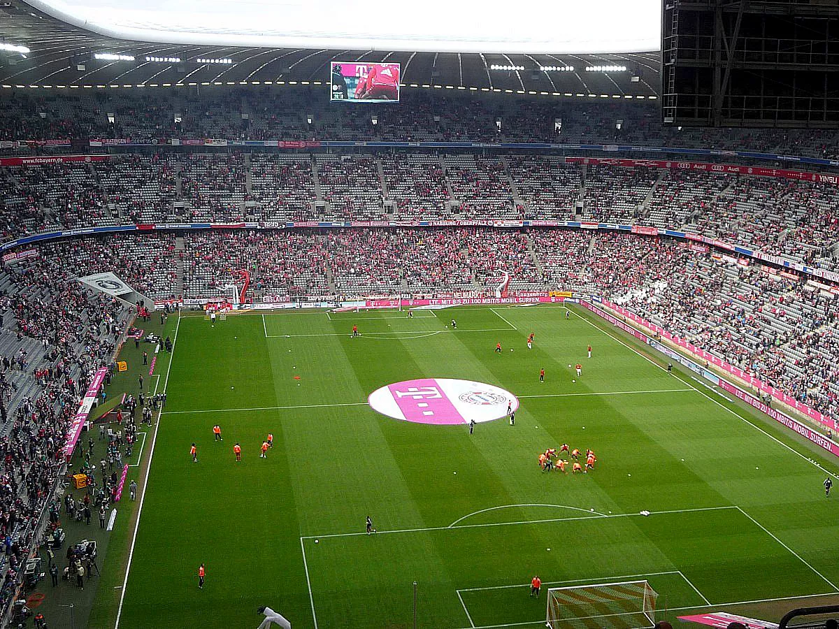 BUNDESLIGA: FC BAYERN MÜNCHEN - FORTUNA DÜSSELDORF