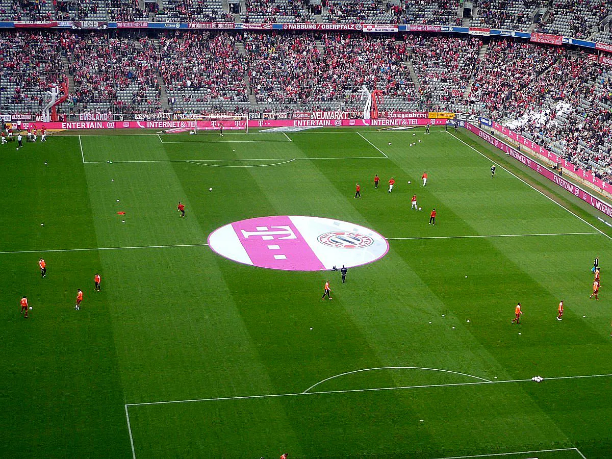 BUNDESLIGA: FC BAYERN MÜNCHEN - FORTUNA DÜSSELDORF