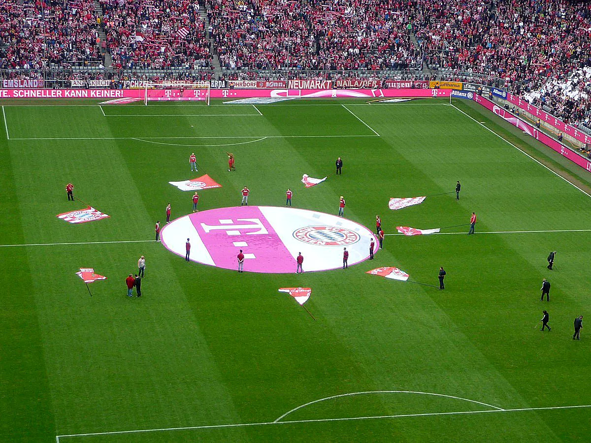 BUNDESLIGA: FC BAYERN MÜNCHEN - FORTUNA DÜSSELDORF