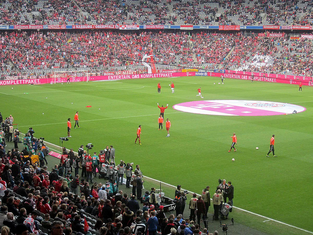 BUNDESLIGA: FC BAYERN MÜNCHEN - FORTUNA DÜSSELDORF