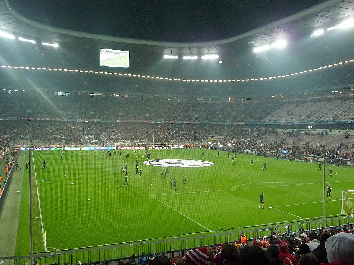 CHAMPIONS LEAGUE: FC BAYERN MÜNCHEN - ARSENAL LONDON