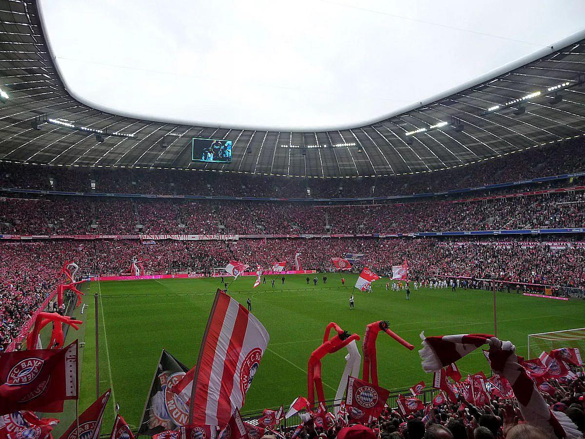 BUNDESLIGA: FC BAYERN MÜNCHEN - FC AUGSBURG