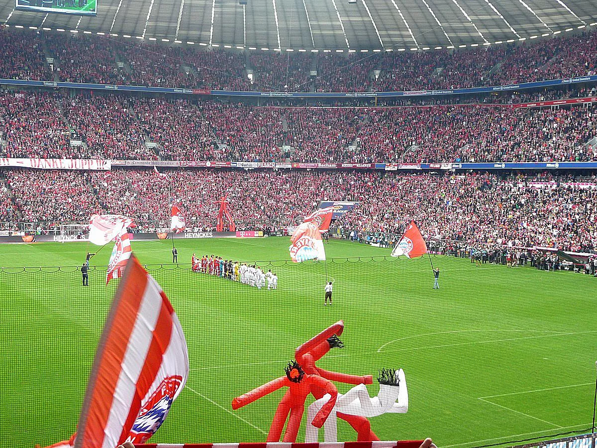 BUNDESLIGA: FC BAYERN MÜNCHEN - FC AUGSBURG