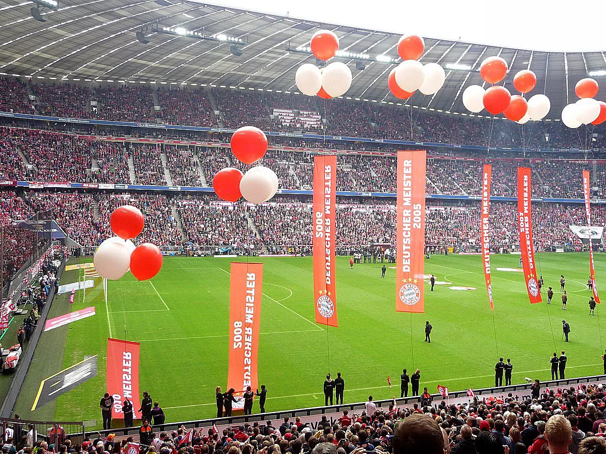 BUNDESLIGA: FC BAYERN MÜNCHEN - FC AUGSBURG