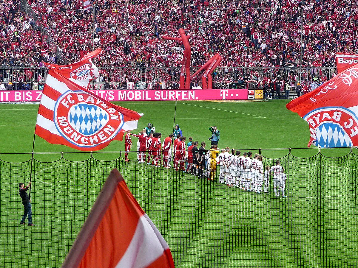 BUNDESLIGA: FC BAYERN MÜNCHEN - FC AUGSBURG