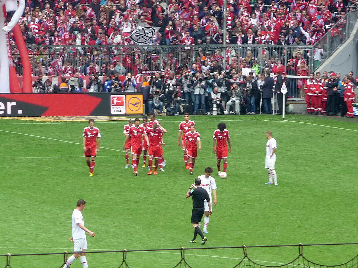 BUNDESLIGA: FC BAYERN MÜNCHEN - FC AUGSBURG