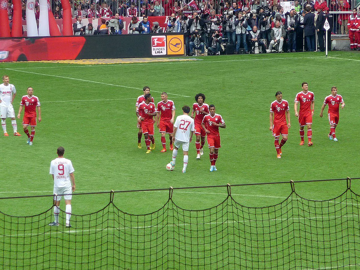 BUNDESLIGA: FC BAYERN MÜNCHEN - FC AUGSBURG