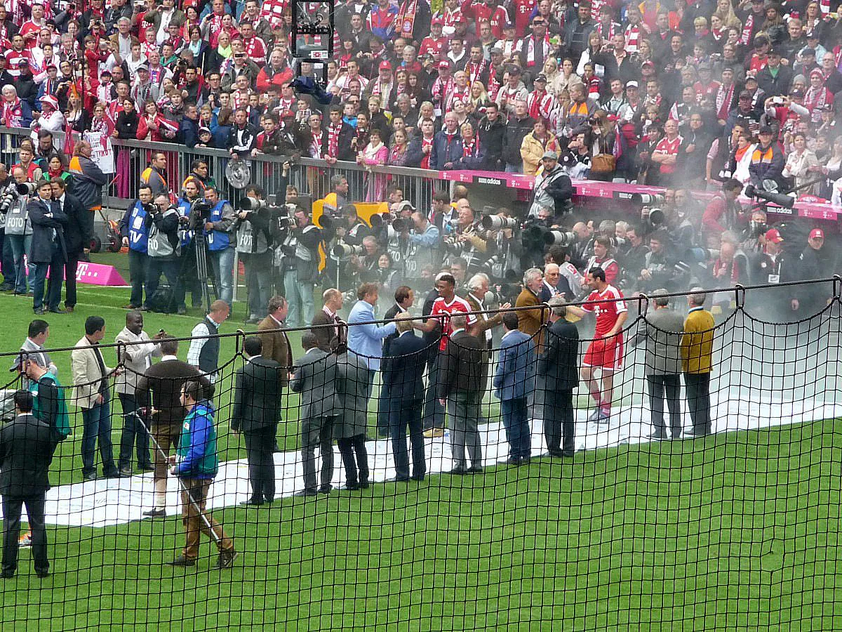 BUNDESLIGA: FC BAYERN MÜNCHEN - FC AUGSBURG