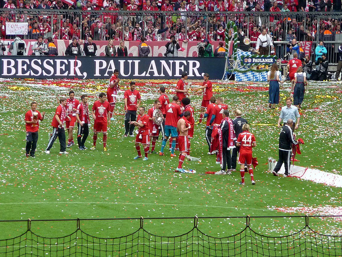 BUNDESLIGA: FC BAYERN MÜNCHEN - FC AUGSBURG