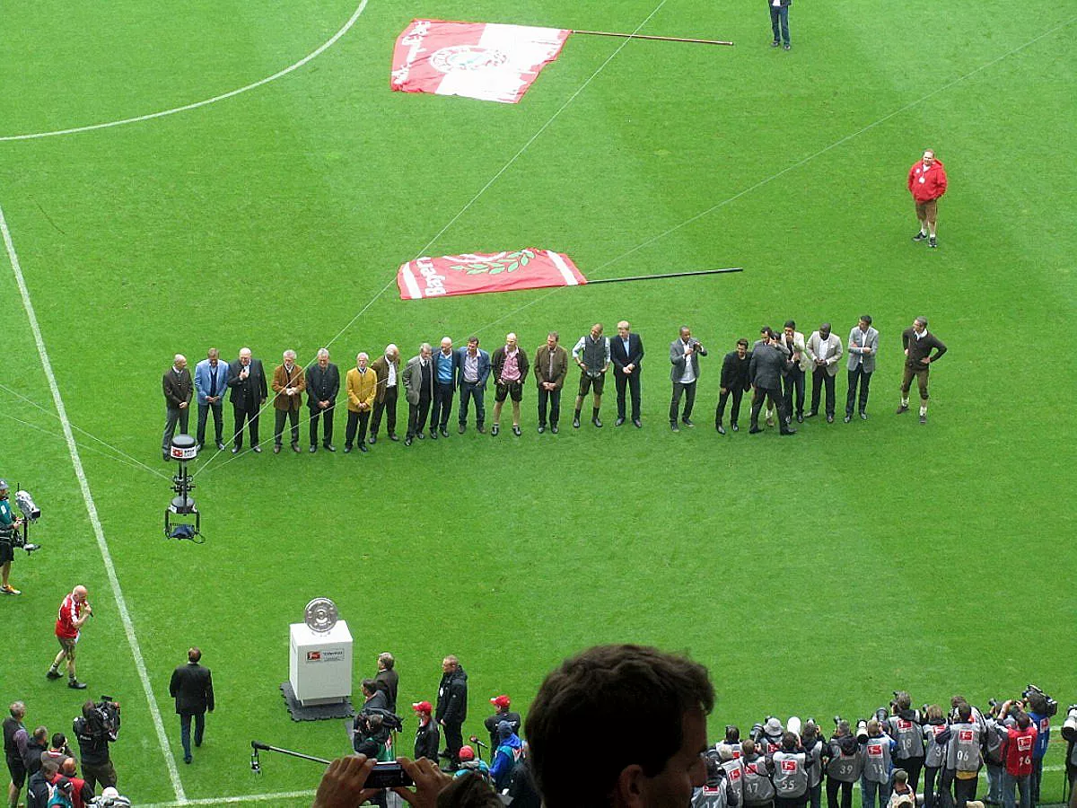 BUNDESLIGA: FC BAYERN MÜNCHEN - FC AUGSBURG