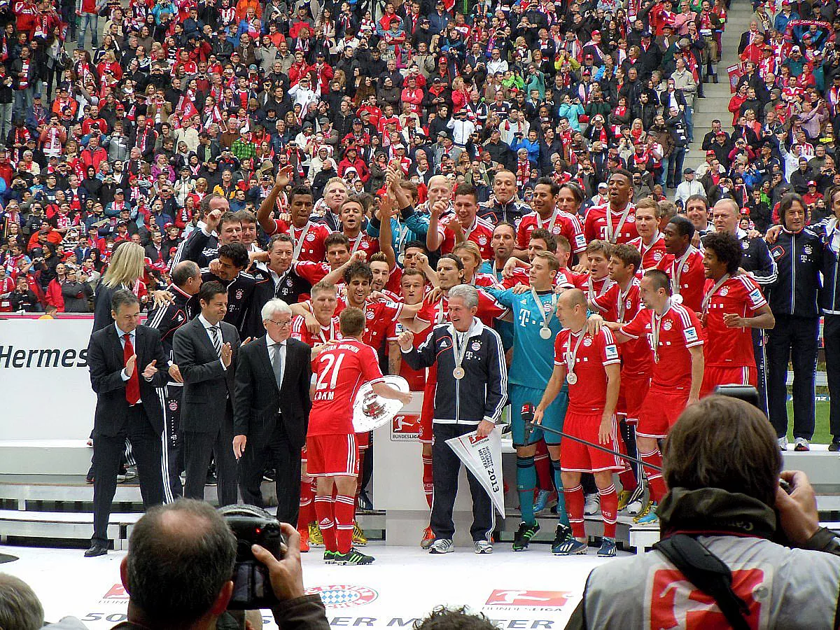 BUNDESLIGA: FC BAYERN MÜNCHEN - FC AUGSBURG