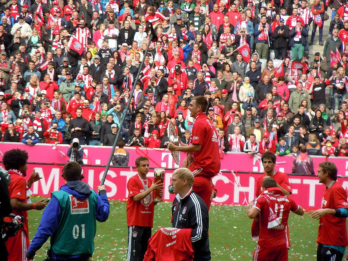 BUNDESLIGA: FC BAYERN MÜNCHEN - FC AUGSBURG