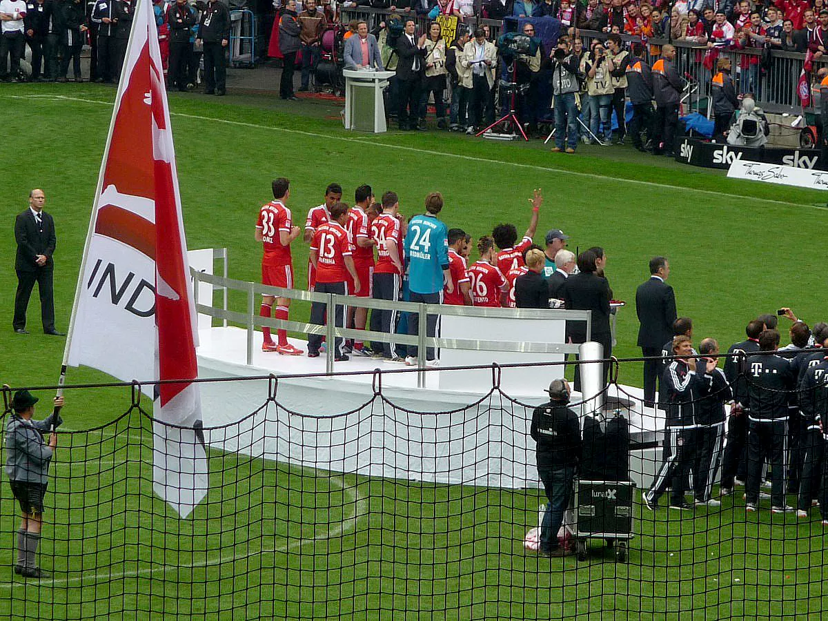 BUNDESLIGA: FC BAYERN MÜNCHEN - FC AUGSBURG