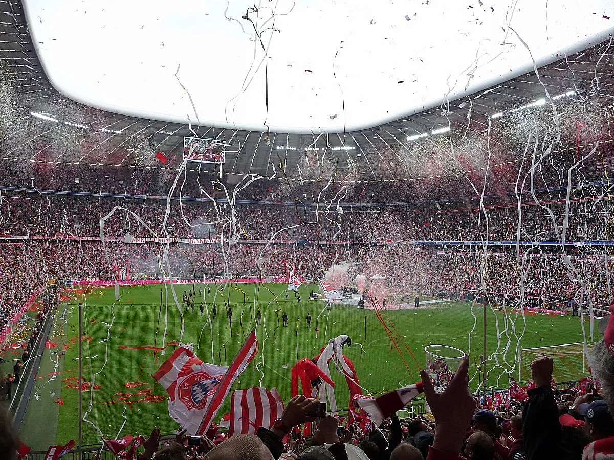 BUNDESLIGA: FC BAYERN MÜNCHEN - FC AUGSBURG