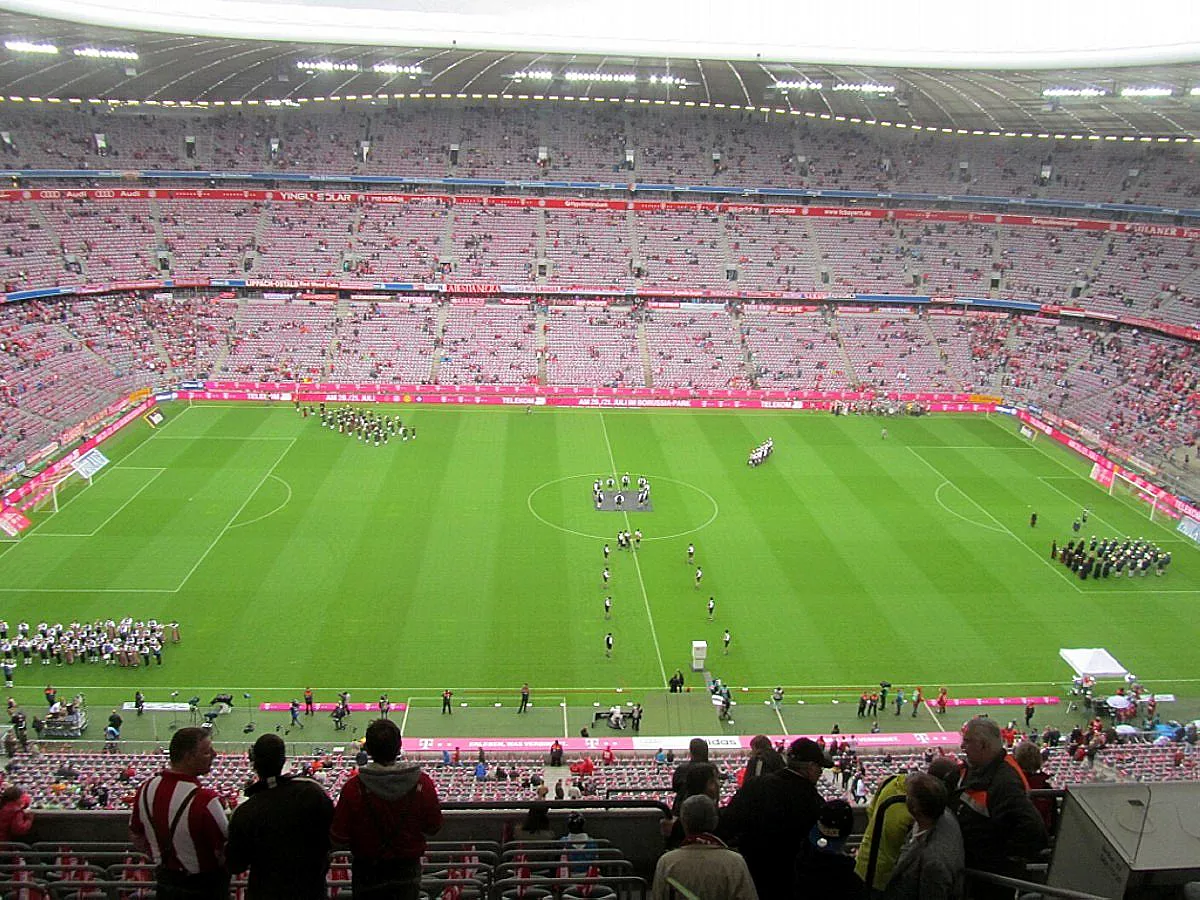 BUNDESLIGA: FC BAYERN MÜNCHEN - FC AUGSBURG