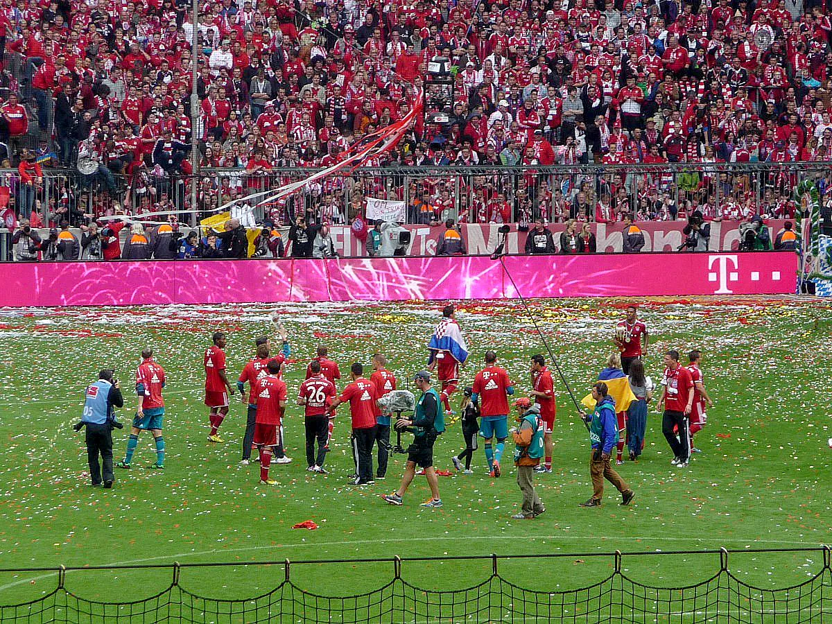 BUNDESLIGA: FC BAYERN MÜNCHEN - FC AUGSBURG