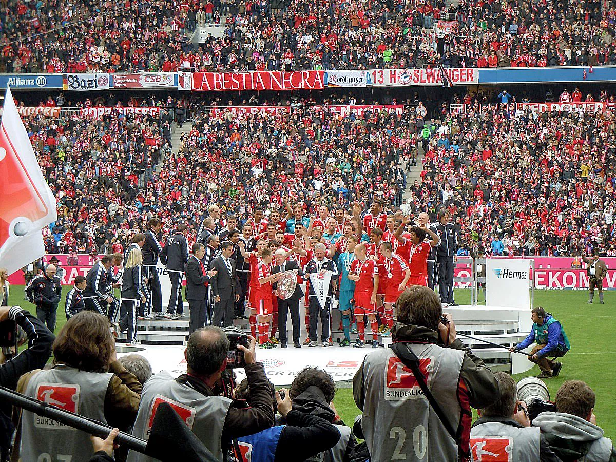 BUNDESLIGA: FC BAYERN MÜNCHEN - FC AUGSBURG