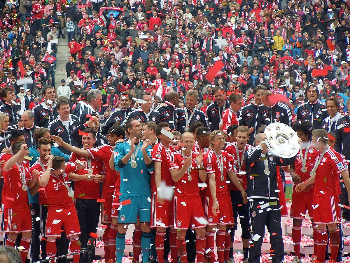 BUNDESLIGA: FC BAYERN MÜNCHEN - FC AUGSBURG