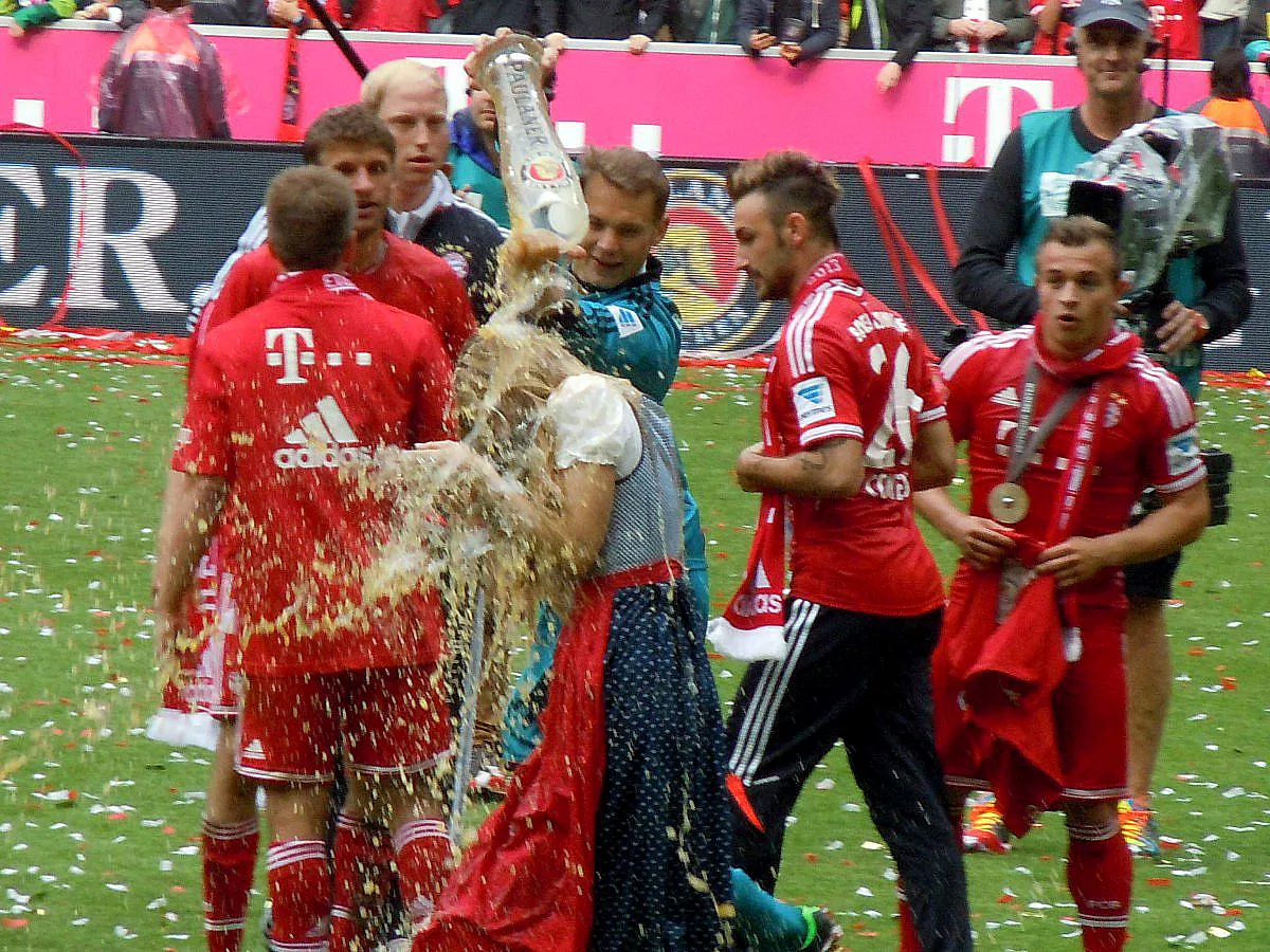 BUNDESLIGA: FC BAYERN MÜNCHEN - FC AUGSBURG