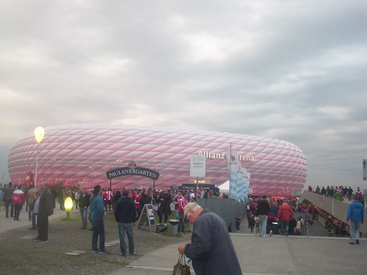 BUNDESLIGA: FC BAYERN - VFL WOLFSBURG