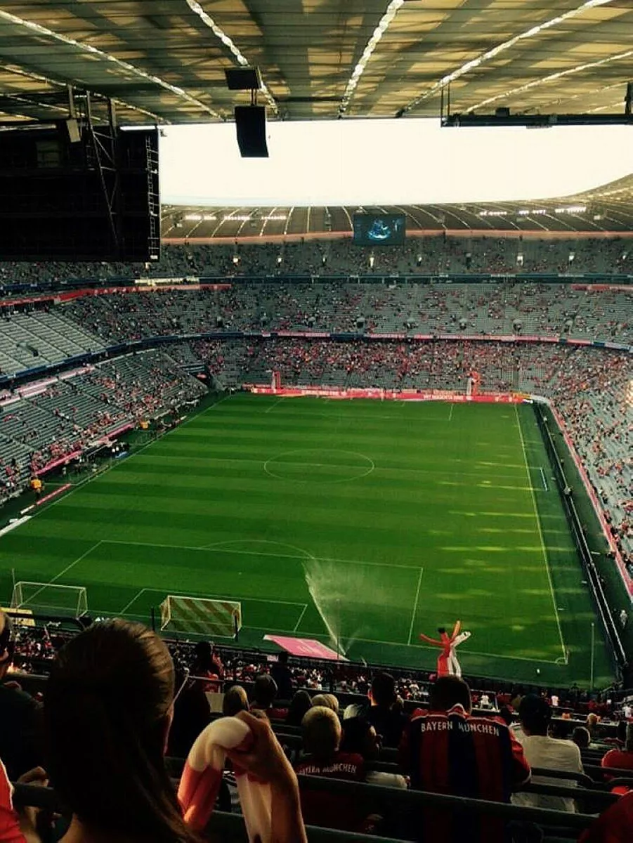 BUNDESLIGA: FC BAYERN MÜNCHEN - BAYER 04 LEVERKUSEN