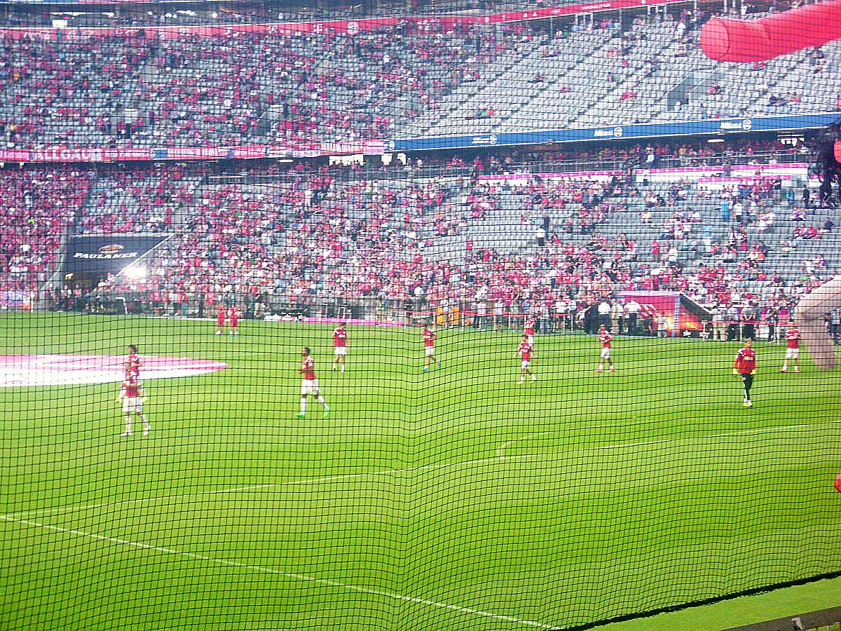 BUNDESLIGA: FC BAYERN MÜNCHEN - BAYER 04 LEVERKUSEN