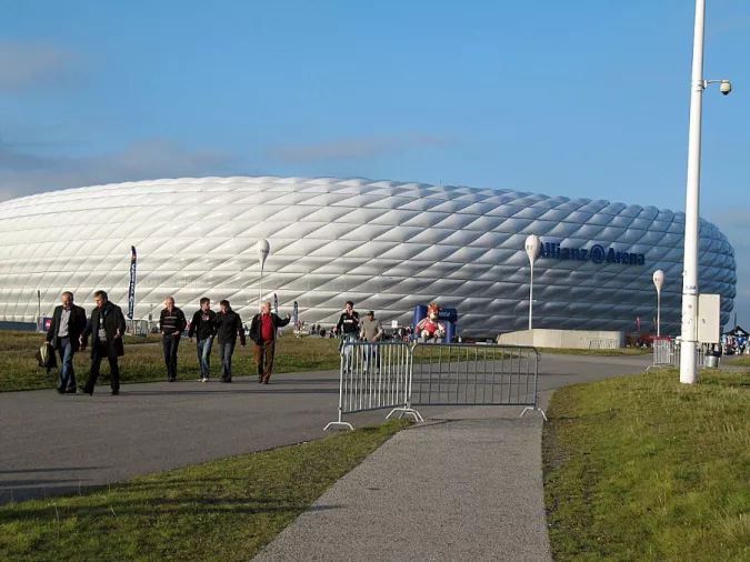 BUNDESLIGA: FC BAYERN - 1. FC KÖLN