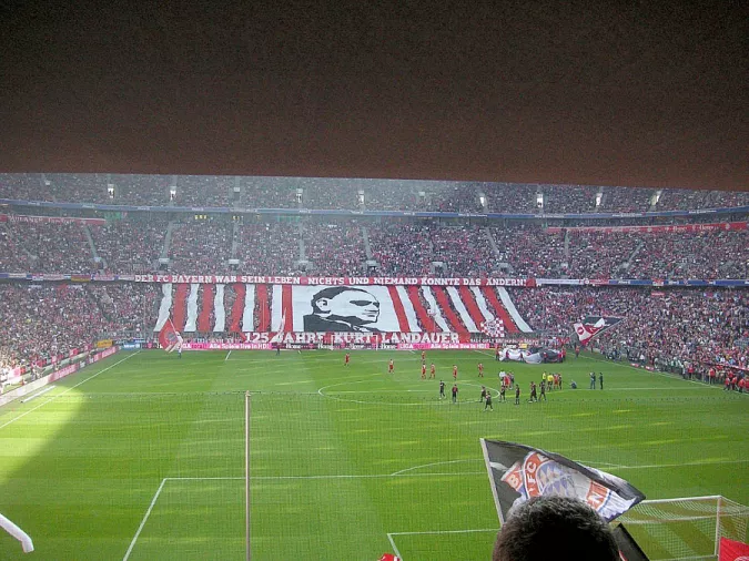 BUNDESLIGA: FC BAYERN - 1. FC KÖLN