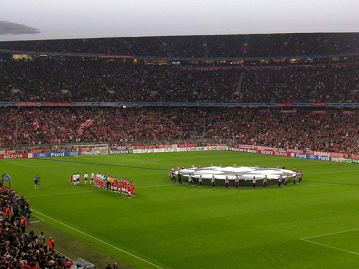 CHAMPIONS LEAGUE: FC BAYERN MÜNCHEN - MANCHESTER UNITED