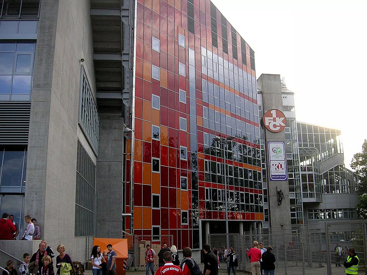 BUNDESLIGA: 1. FC KAISERSLAUTERN - FC BAYERN MÜNCHEN