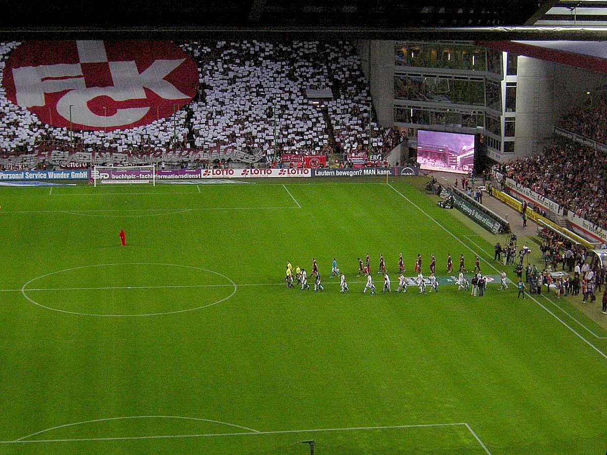 BUNDESLIGA: 1. FC KAISERSLAUTERN - FC BAYERN MÜNCHEN