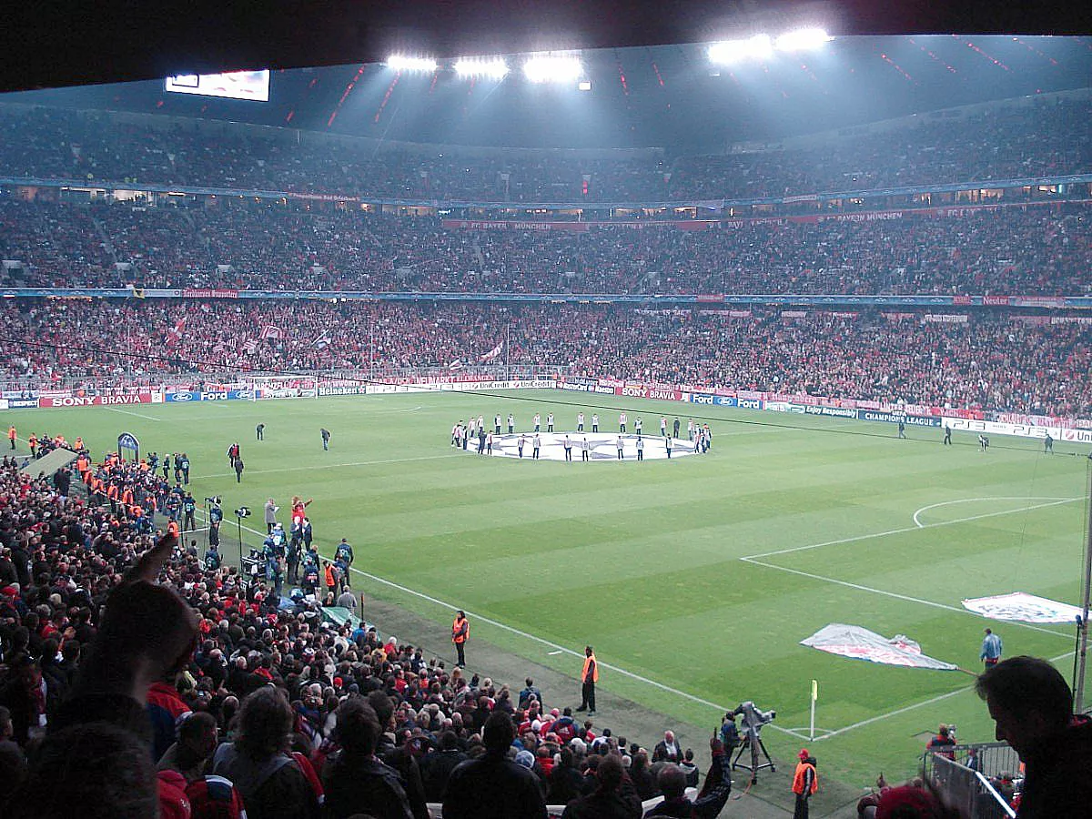 CHAMPIONS LEAGUE: FC BAYERN MÜNCHEN - OLYMPIQUE LYON