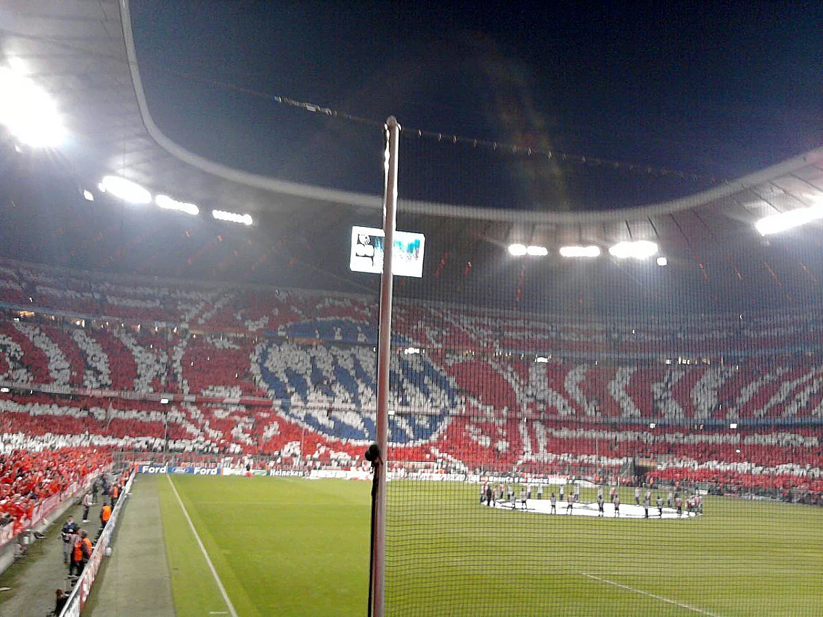 CHAMPIONS LEAGUE: FC BAYERN MÜNCHEN - OLYMPIQUE LYON