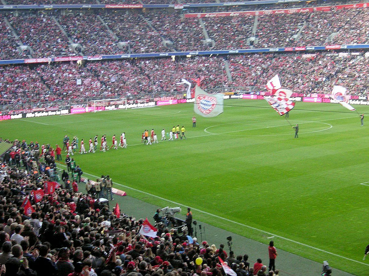 BUNDESLIGA: FC BAYERN MÜNCHEN - HANNOVER 96