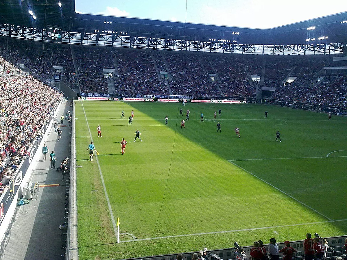 SUPERCUP: FC BAYERN MÜNCHEN - FC SCHALKE 04