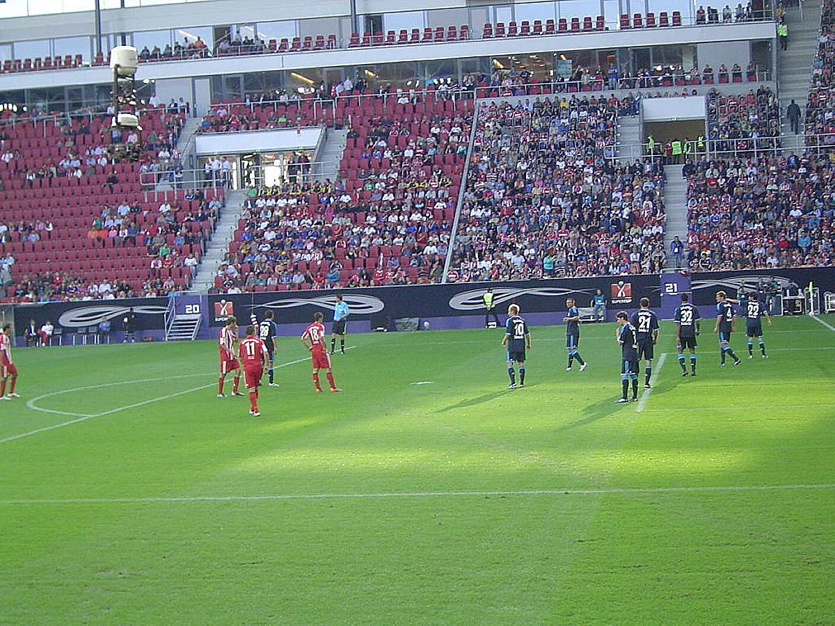 SUPERCUP: FC BAYERN MÜNCHEN - FC SCHALKE 04