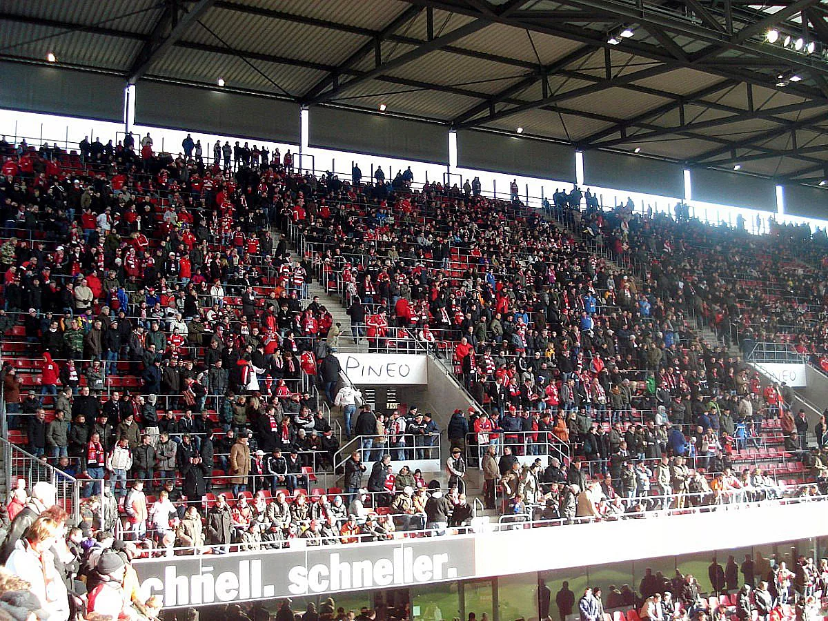 BUNDESLIGA: 1. FC KÖLN - FC BAYERN MÜNCHEN