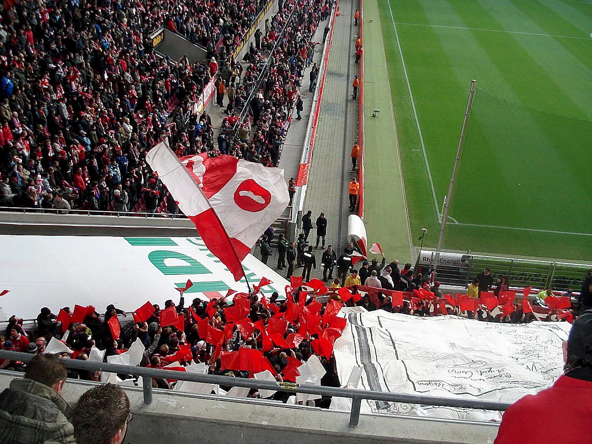 BUNDESLIGA: 1. FC KÖLN - FC BAYERN MÜNCHEN