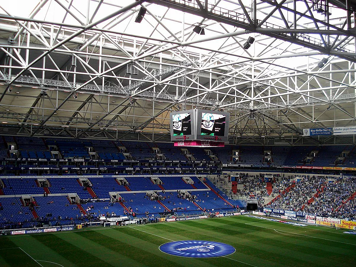 BUNDESLIGA: FC SCHALKE 04 - FC BAYERN MÜNCHEN