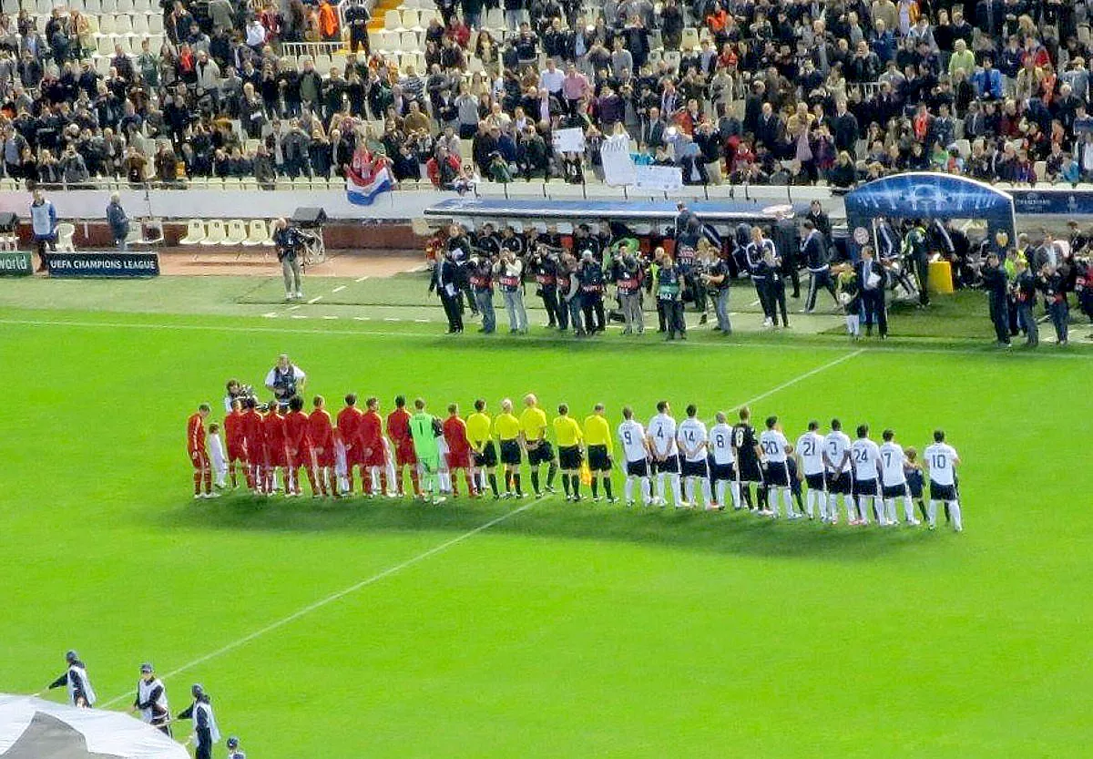 CHAMPIONS LEAQUE: FC VALENCIA - FC BAYERN MÜNCHEN